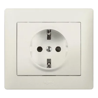 Розетка 1-м СП Galea Life 16А IP20 2P+E немецк. стандарт с лицев. панелью механизм перламутр. Leg 771562