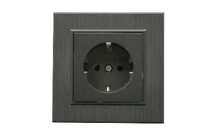 Розетка 1-м Karea LINE STAR с заземл. дым. металлик Makel 86050028