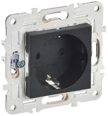 Розетка SKANDY 16А с заземл. защ. шторки SK-R04Bl черн. IEK SK-R14-16-K02