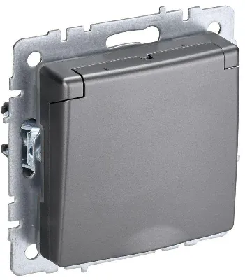 Розетка BRITE РСбш10-3-БрС 16А IP20 с заземл. защ. шторки с крышкой механизм сталь IEK BR-R16-16-K46